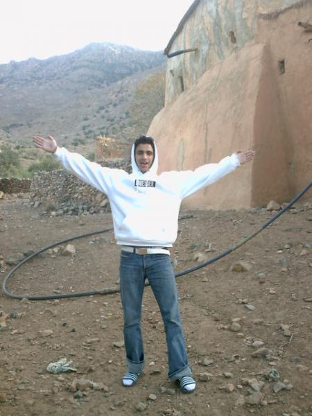 Y    O   U   S   S   E    F