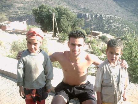 Y    O   U   S   S   E    F