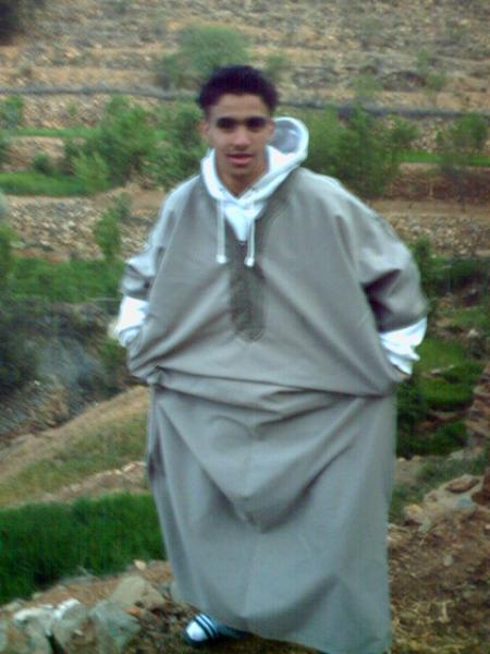 Y    O   U   S   S   E    F