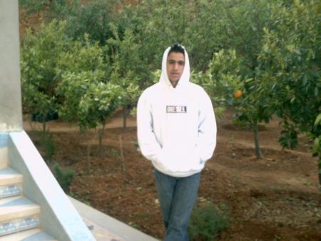 Y           O          U                S              S              E                    F