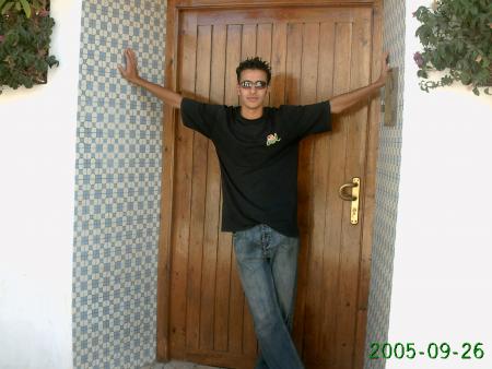 youseflee@hotmail.com